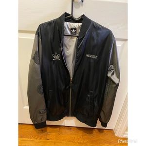 adidas jacket Size M black silver